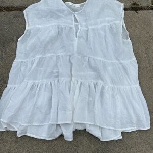 Mustard Seed White Sleeveless Ruffled Blouse